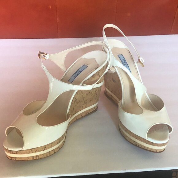 PRADA: Off-White Patent Leather Cork Wedge Sandals EU 40 / US 9 1/2 - Picture 4 of 9